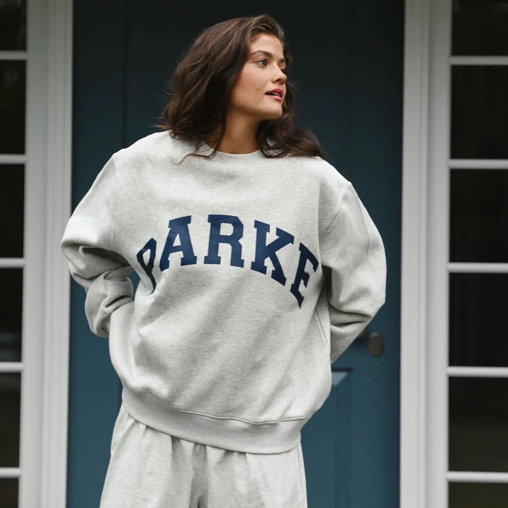 IN SEARCH OF****Parke Sweatshirt size L/XL any kind!